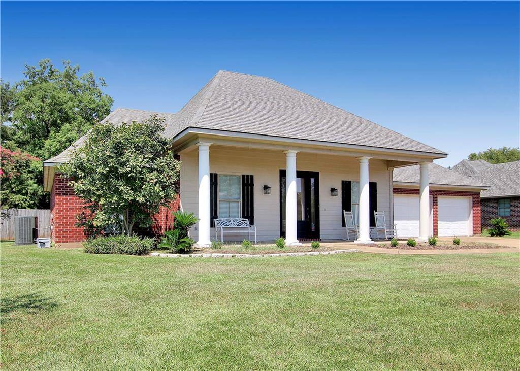Natchitoches, LA 71457,120 LAURYN ST