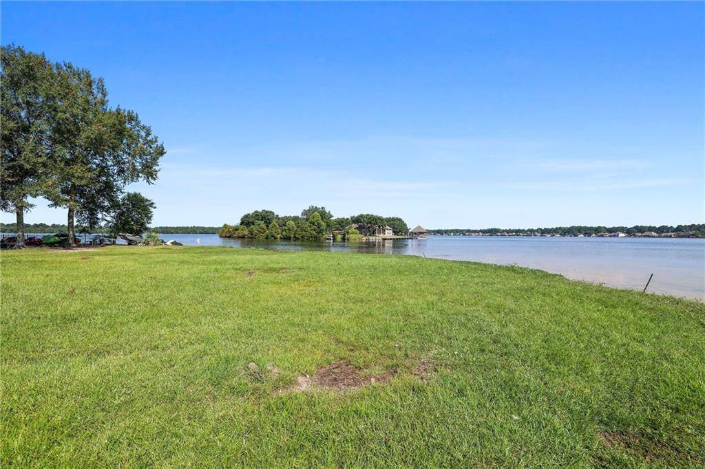 Covington, LA 70435,SHORELINE CT