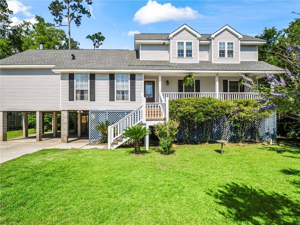 Mandeville, LA 70471,721 WOODRIDGE BLVD