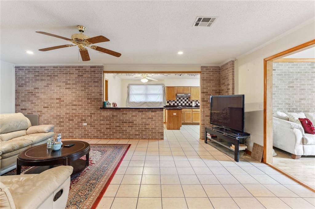 New Orleans, LA 70122,5378 CHAMBERLAIN DR