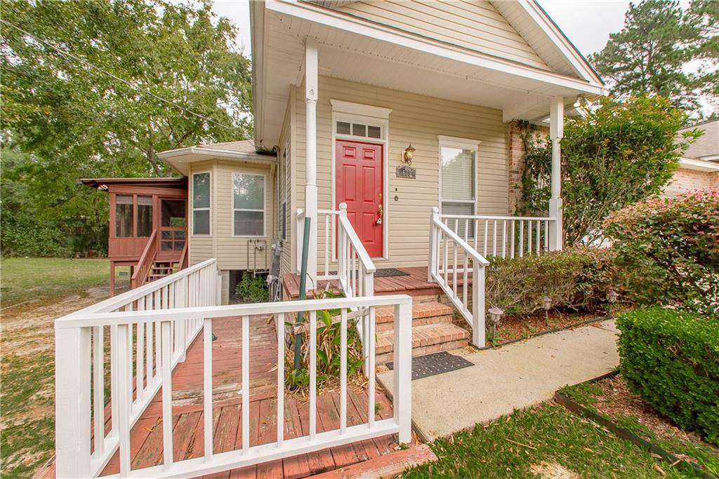 Mandeville, LA 70448,605 FLORIDA ST