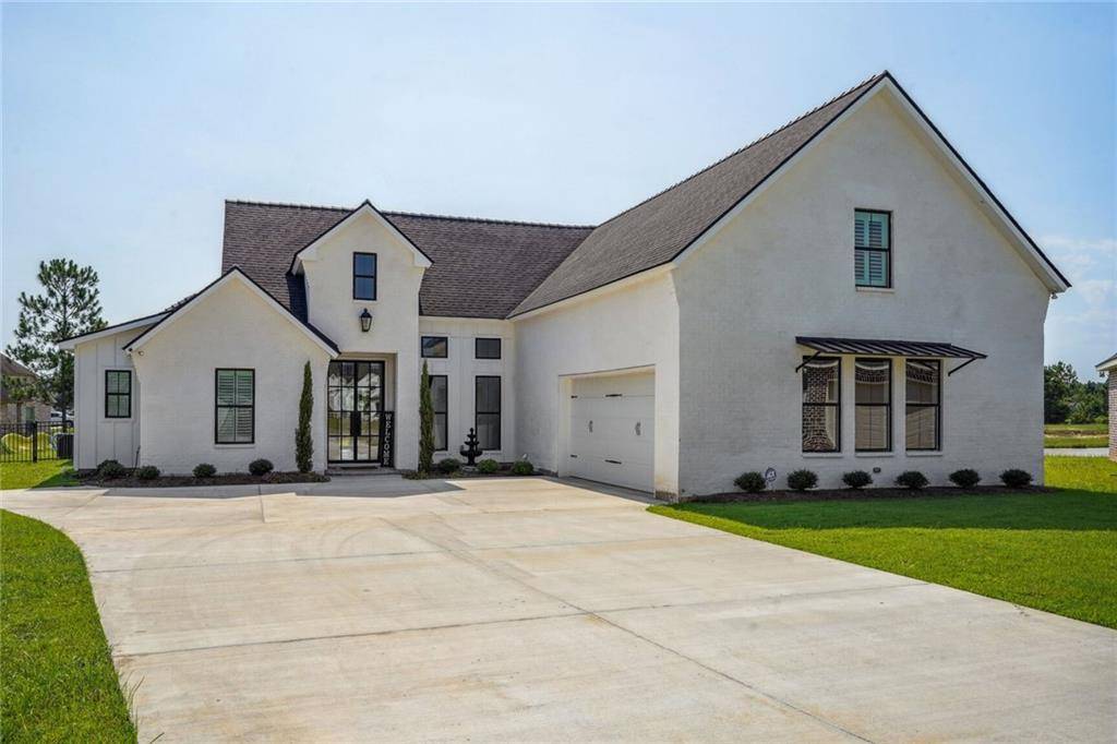 Madisonville, LA 70447,7162 BEDICOVE DR