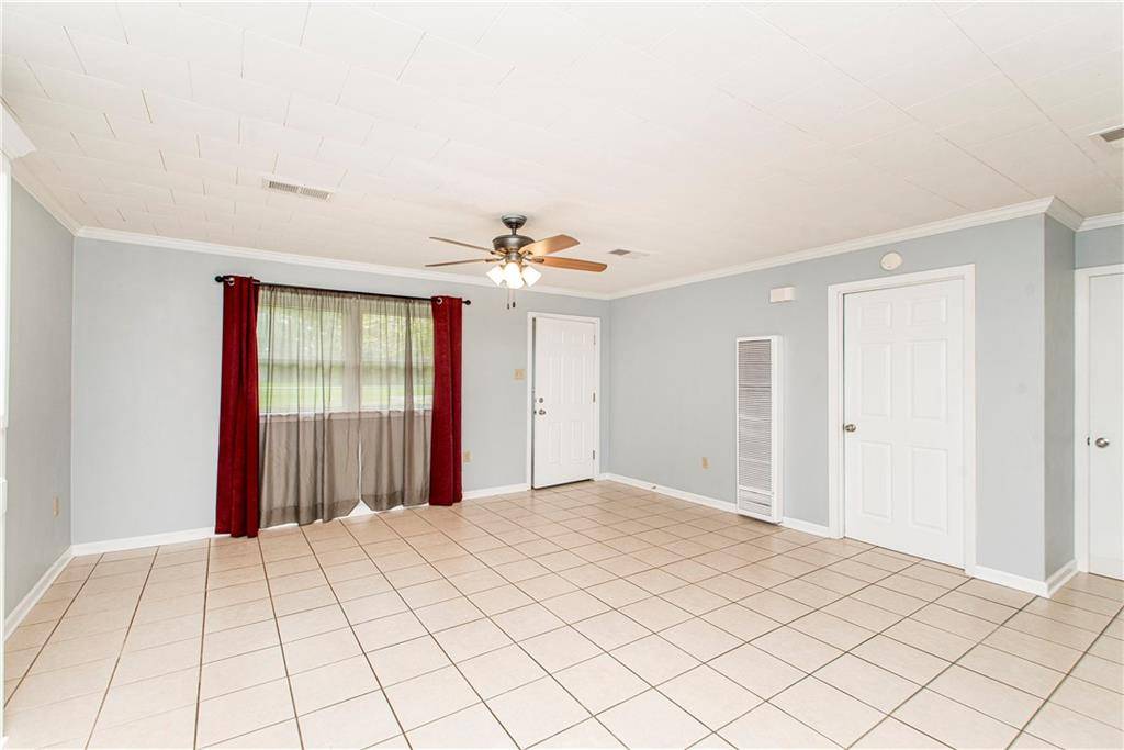 Independence, LA 70443,106 OAK ST