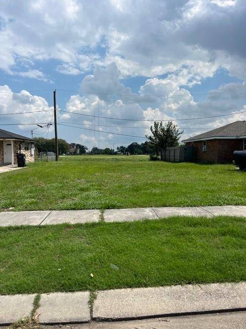 Chalmette, LA 70043,4001-03 JUPITER ST