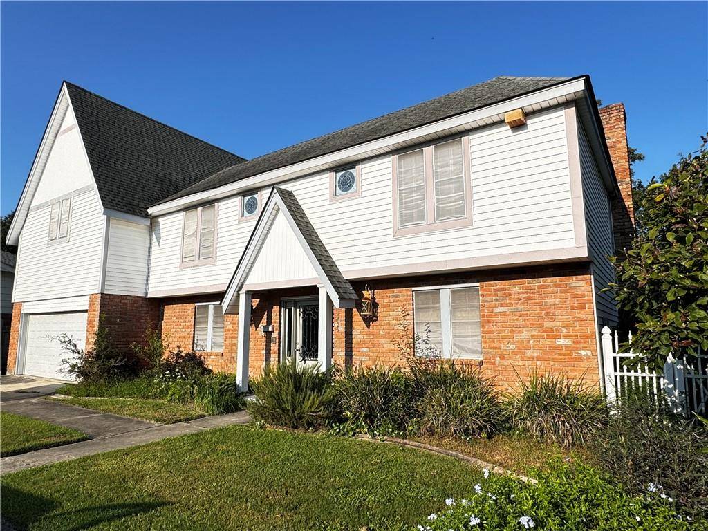 Metairie, LA 70003,5025 TARTAN DR
