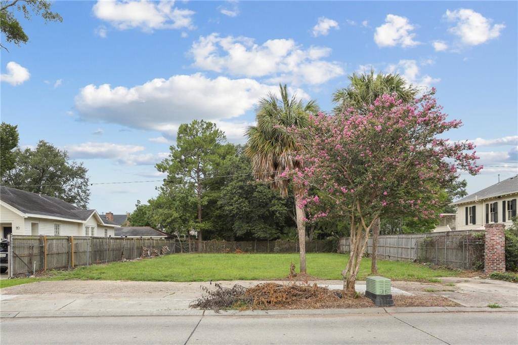 Metairie, LA 70005,24 ORPHEUM AVE