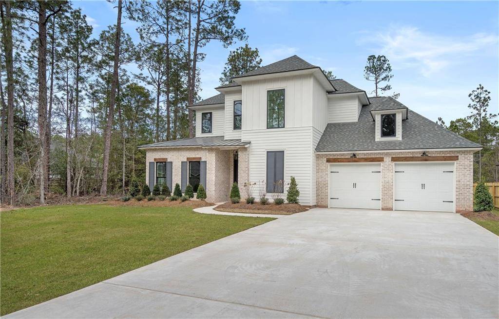 Mandeville, LA 70448,208 CHATEAU PAPILLON