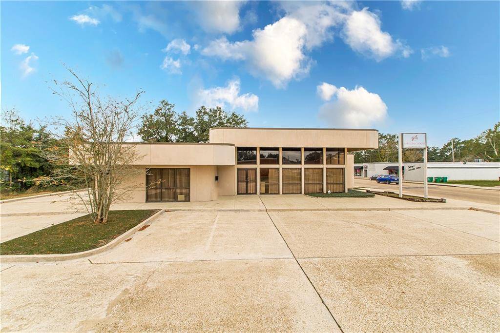 Bogalusa, LA 70427,724 AVE F AVE