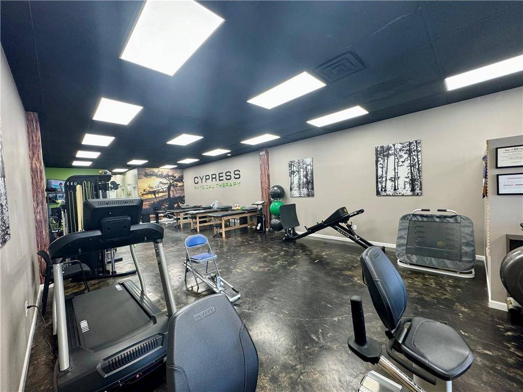 Luling, LA 70070,12807 90 HWY #101