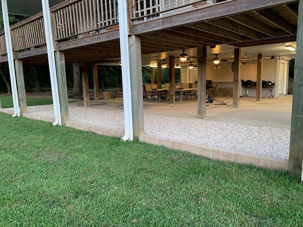 Poplarville, MS 39470,64 WEEKEND DR