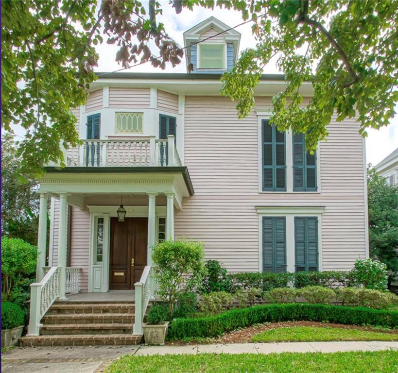 New Orleans, LA 70115,1521 DUFOSSAT ST