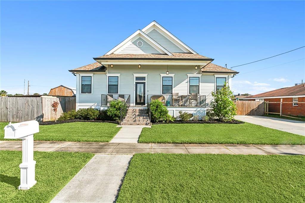 Chalmette, LA 70043,3717 LENA DR