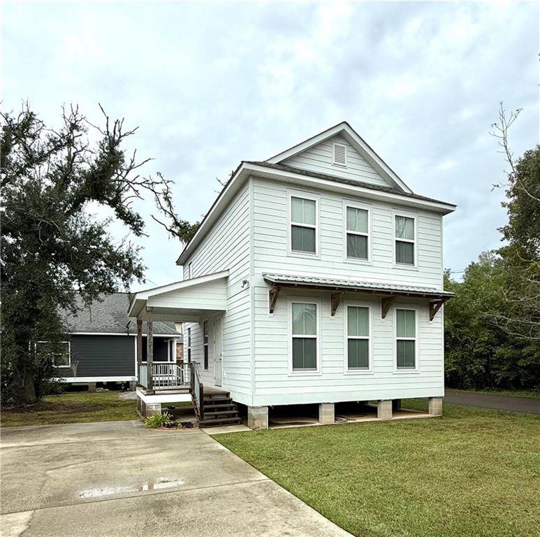 Mandeville, LA 70448,550 RAMON ST