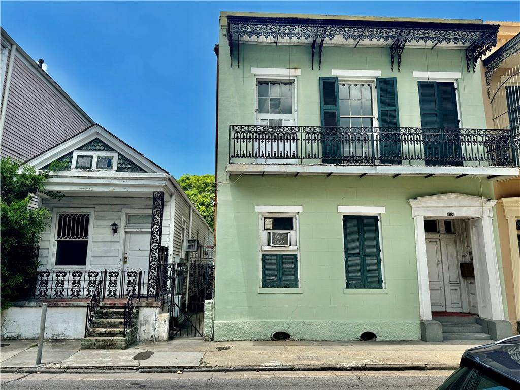 New Orleans, LA 70116,1131-1137 BOURBON ST