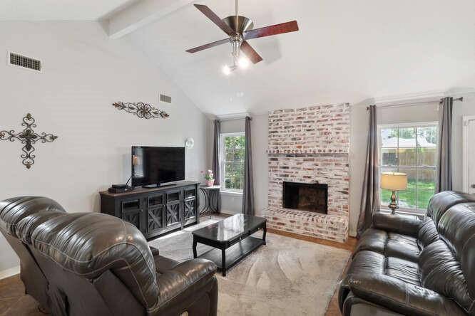 Slidell, LA 70460,1114 SAINT AUGUSTINE ST