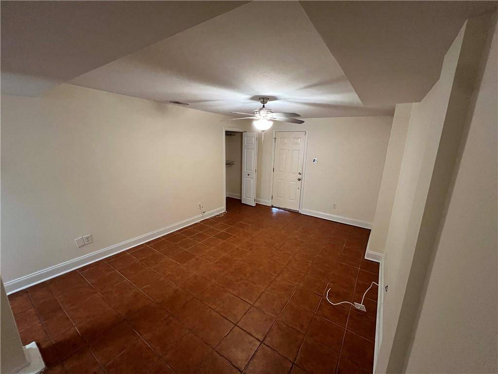 New Orleans, LA 70125,5825 FONTAINEBLEAU DR. DR #1