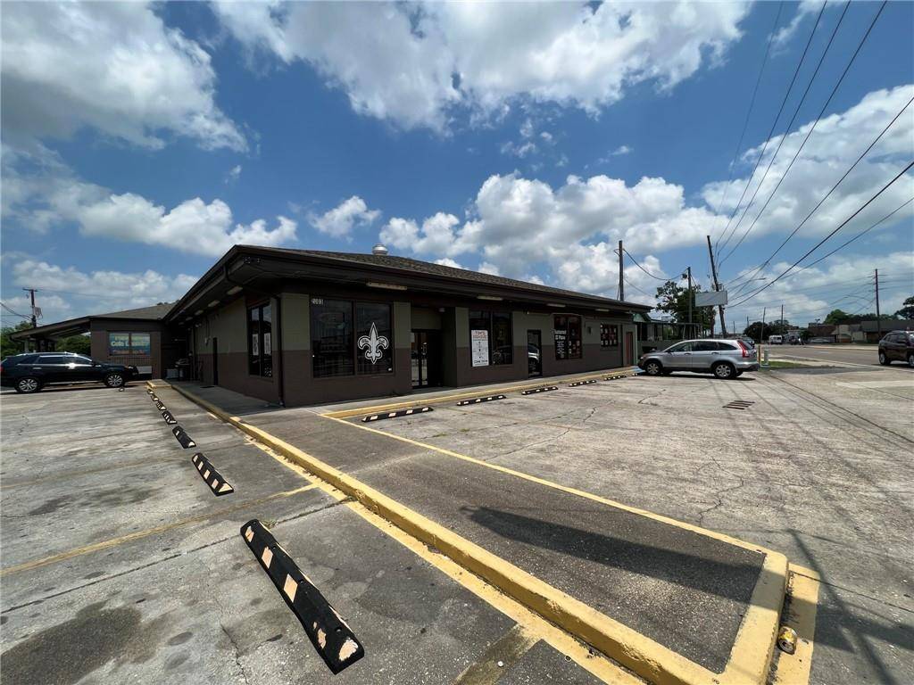 Gretna, LA 70053,2003 BELLE CHASSE HWY