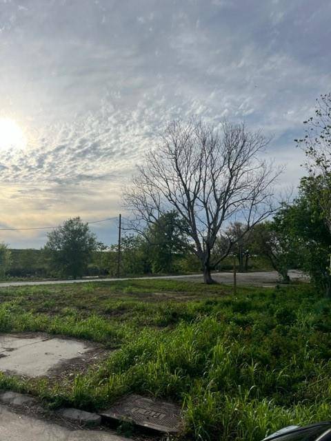 Port Sulphur, LA 70083,214 PENNY DEE DR