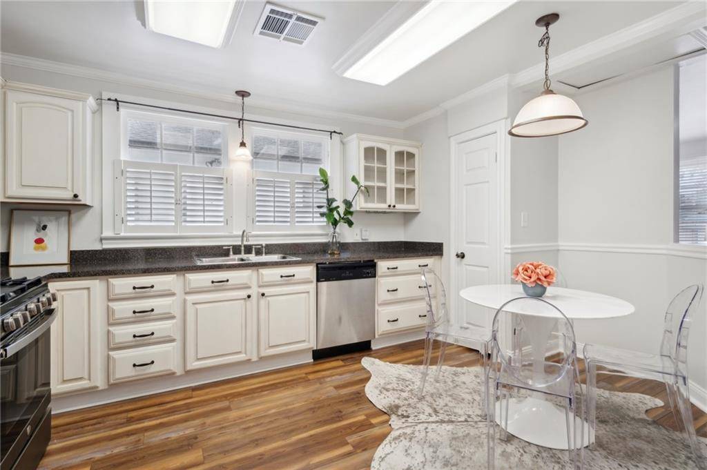 Metairie, LA 70005,312 PAPWORTH AVE
