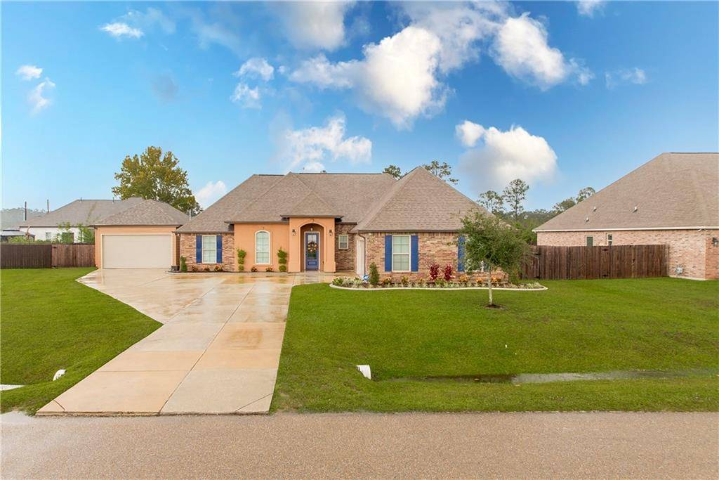 Madisonville, LA 70447,729 ENGLISH OAK DR