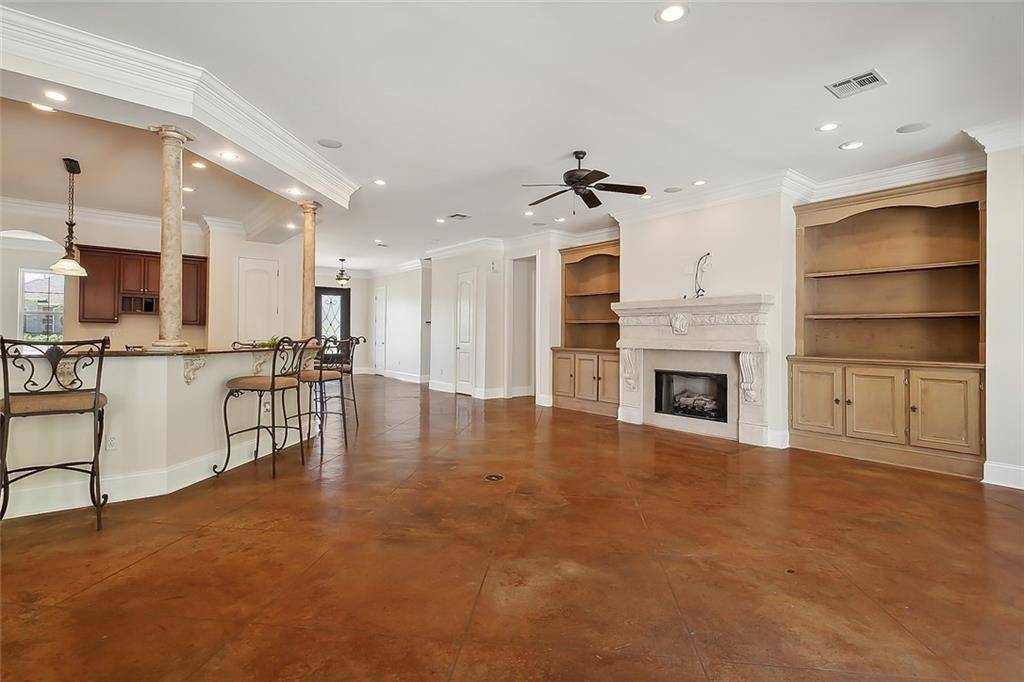 St Rose, LA 70087,316 RIVERWOOD DR