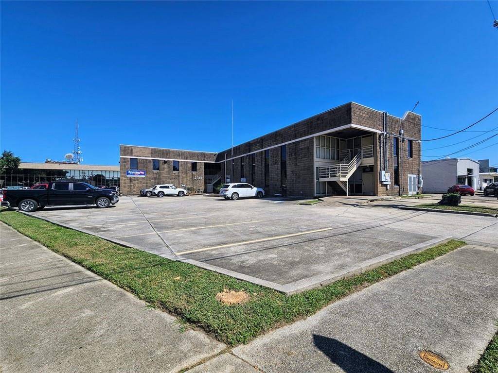 Metairie, LA 70001,2315 N WOODLAWN AVE