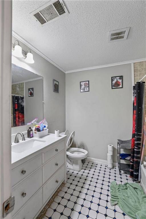 Hammond, LA 70403,409 OAKLANE DR
