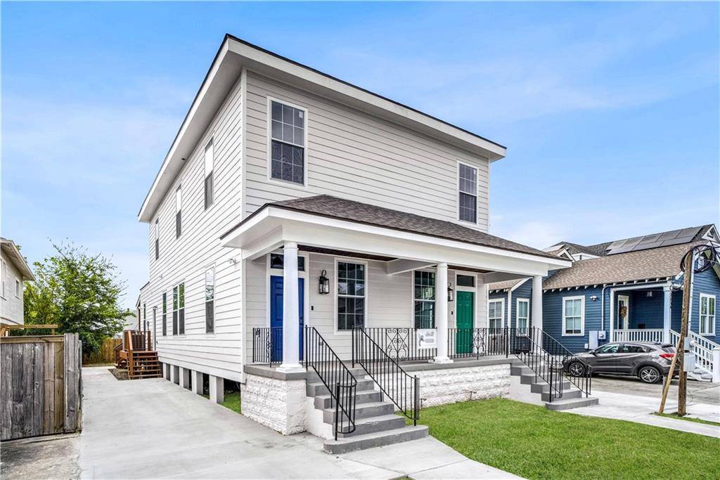 New Orleans, LA 70115,2608-10 PENISTON ST
