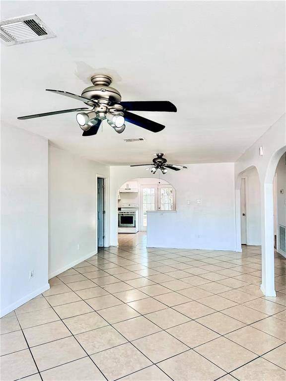 Chalmette, LA 70043,4005 HAMLET DR