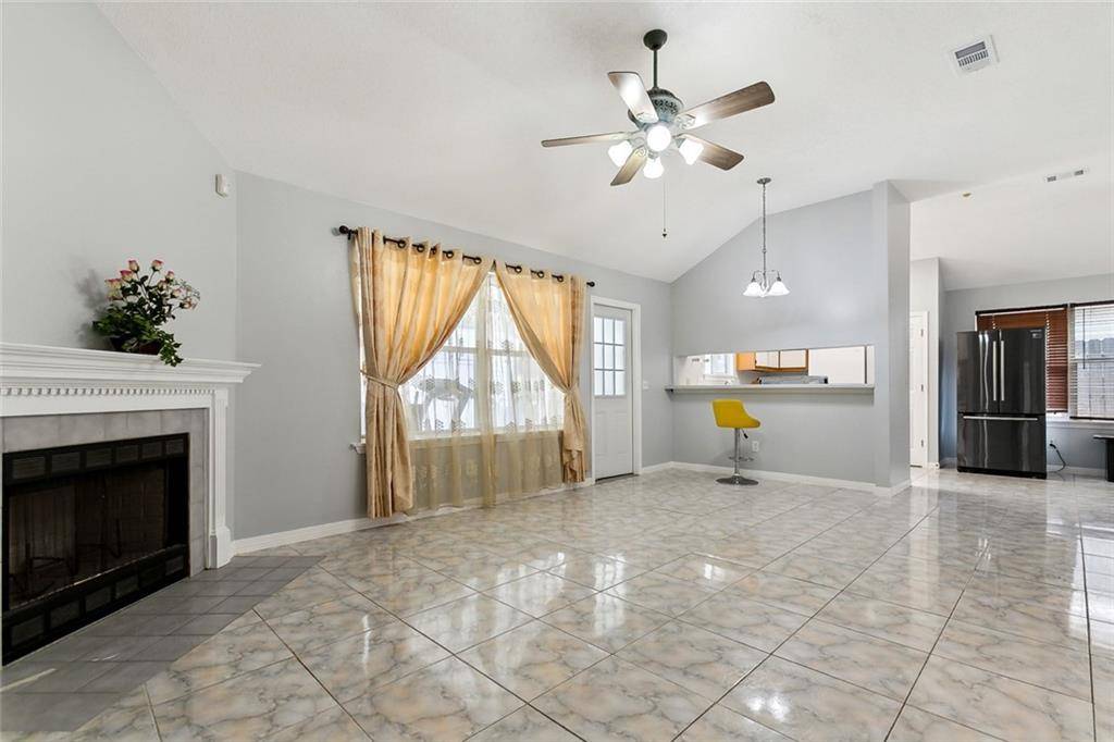 Marrero, LA 70072,2541 DELTA POINTE DR