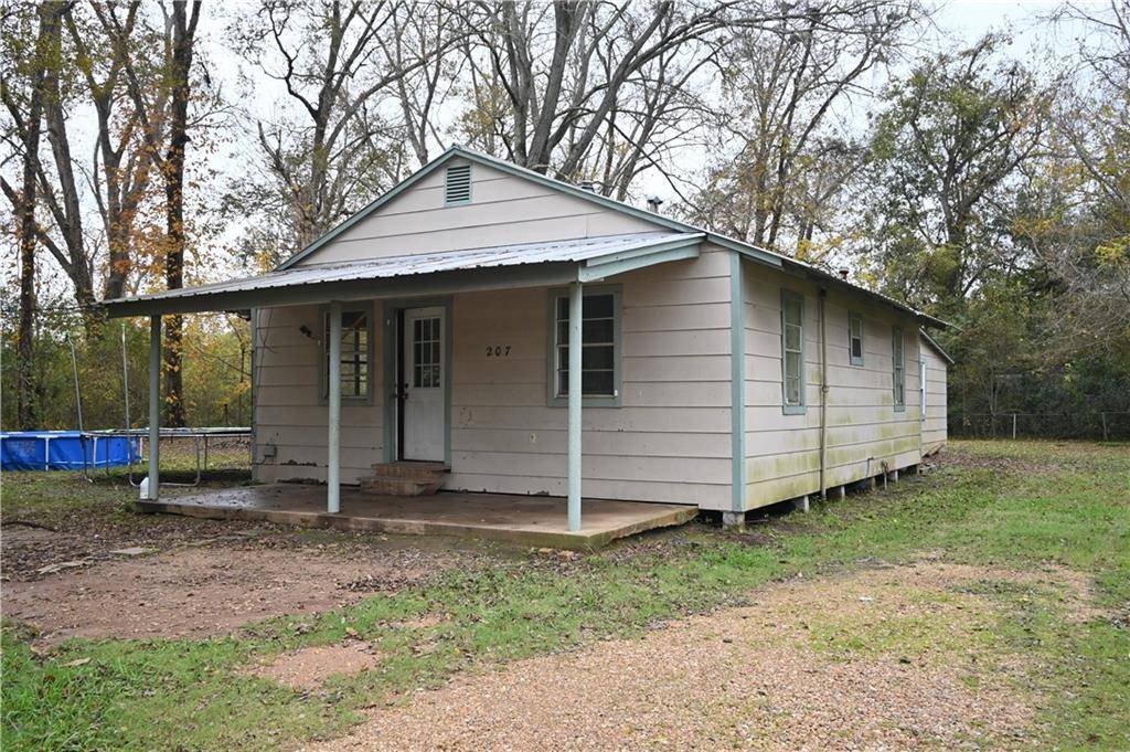 Bunkie, LA 71322,207 JAMES ST