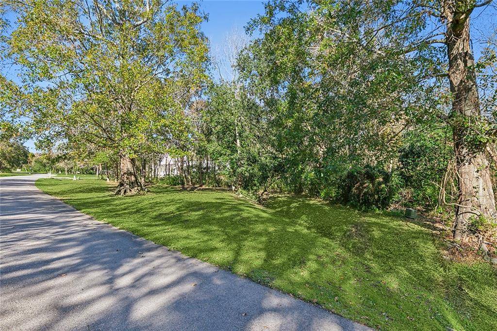 New Orleans, LA 70131,20 ARBOR CIR