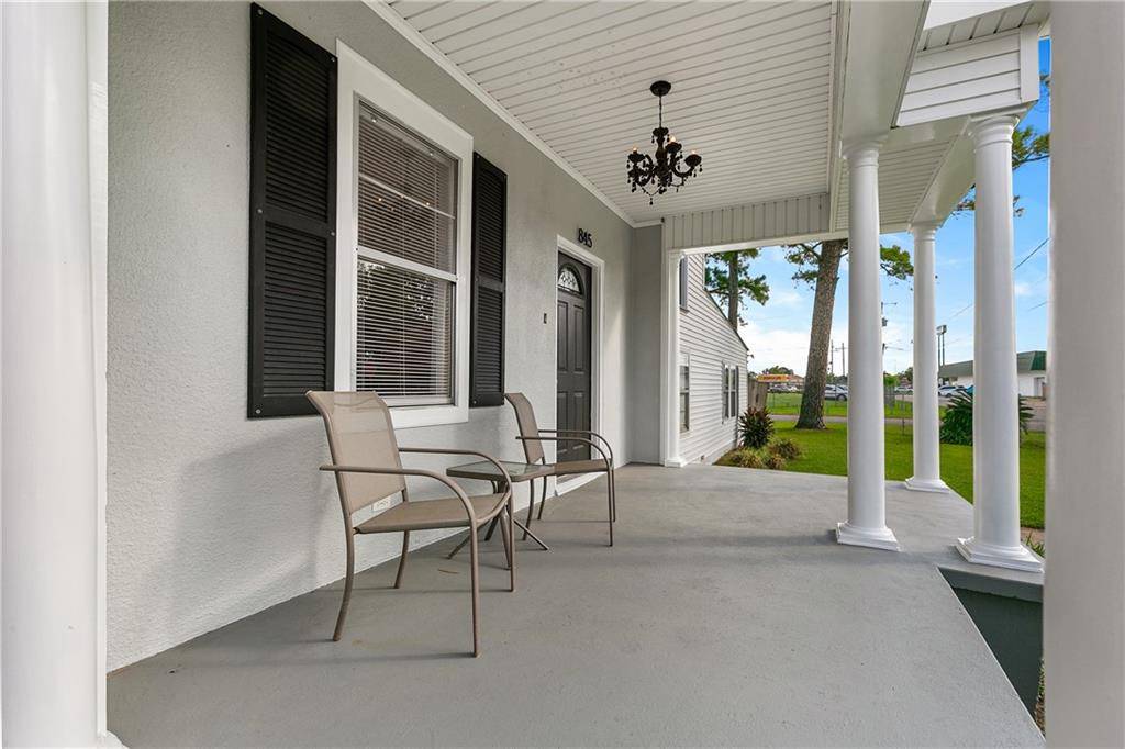 Marrero, LA 70072,845 CARMADELLE ST