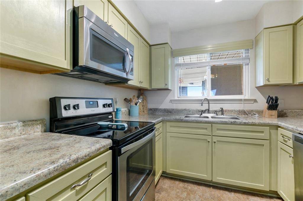 Slidell, LA 70458,1244 HARBOR DR #321