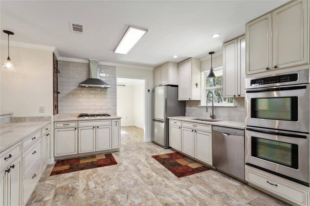Slidell, LA 70461,138 RUE DE LA PAIX