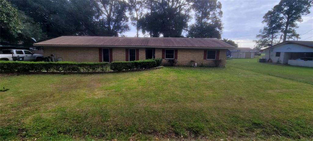 Jeanerette, LA 70544,516 KATHERINE ST