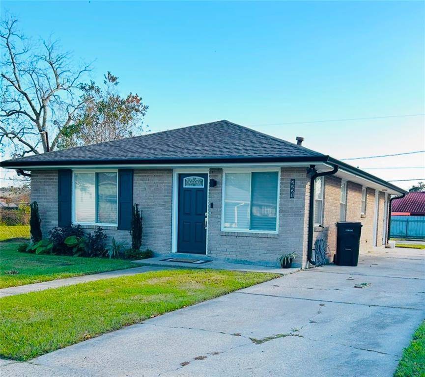Violet, LA 70092,2221 RIVERBEND DR
