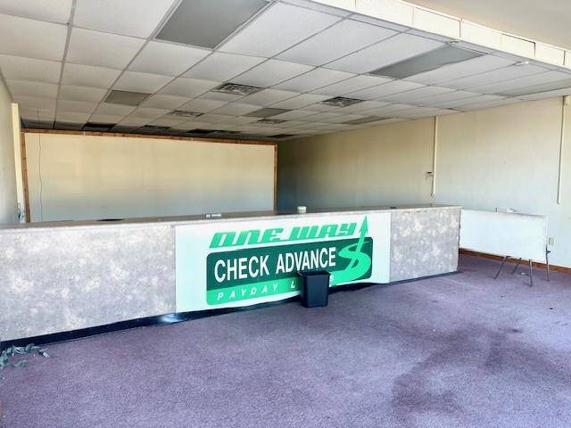 Chalmette, LA 70043,8342 W JUDGE PEREZ DR