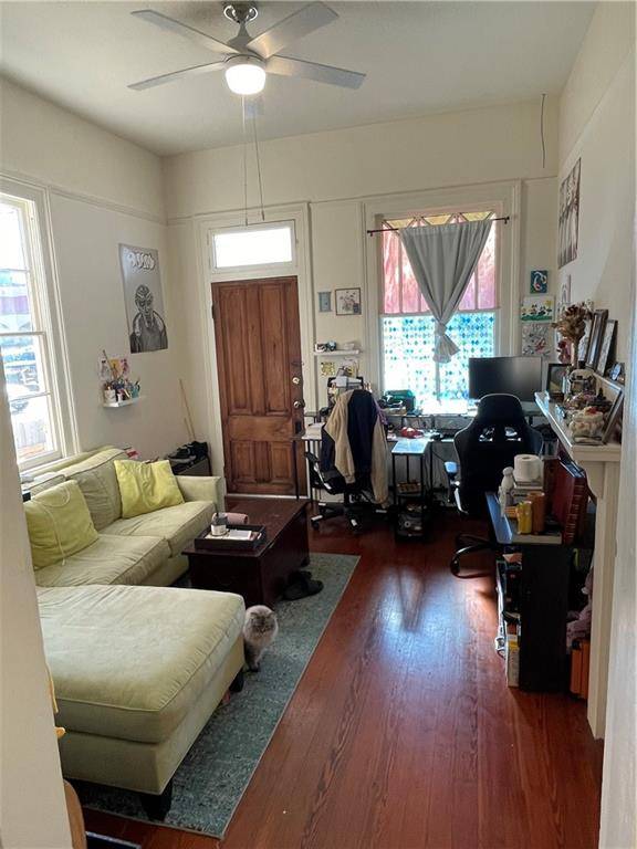 New Orleans, LA 70115,5347 TCHOUPITOULAS ST