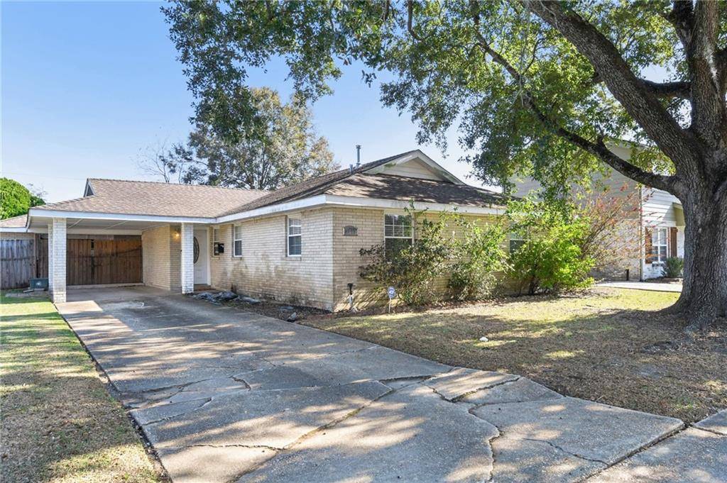 Marrero, LA 70072,2109 JAMES DR
