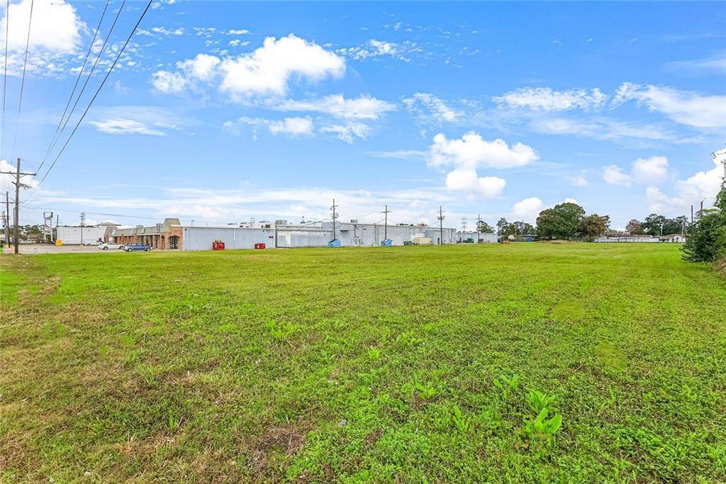 Marrero, LA 70072,1991 AMES BLVD