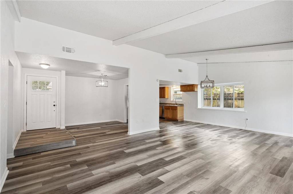 Mandeville, LA 70471,625 RIDGEWOOD DR