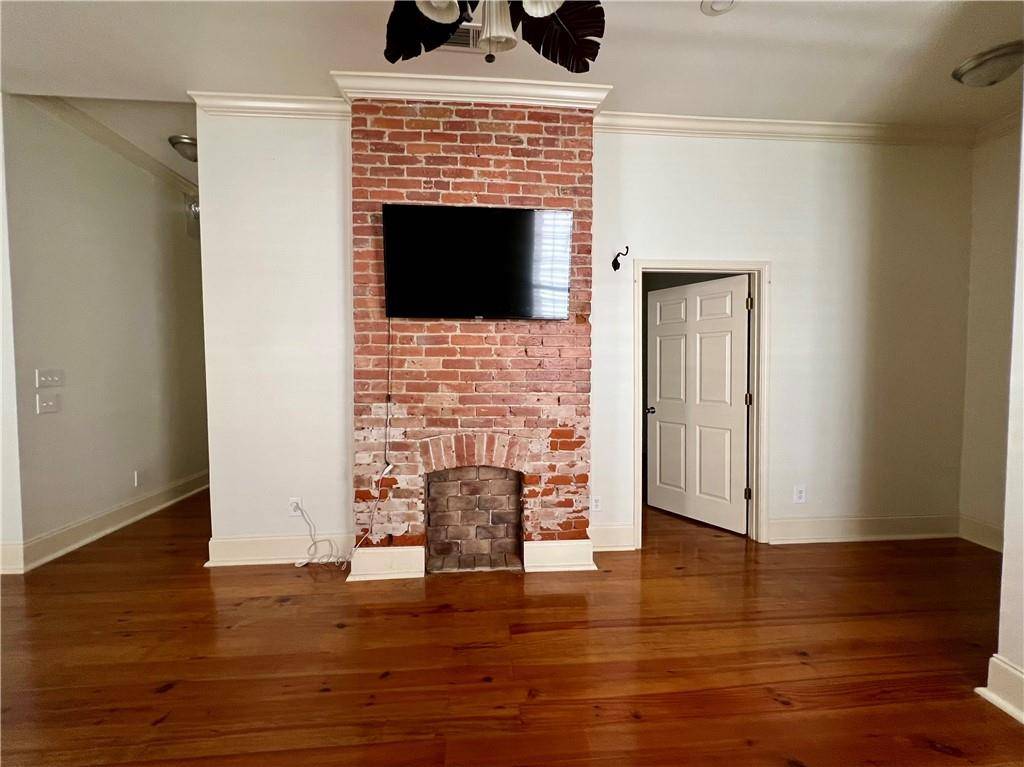 New Orleans, LA 70130,2019 CAMP ST #3