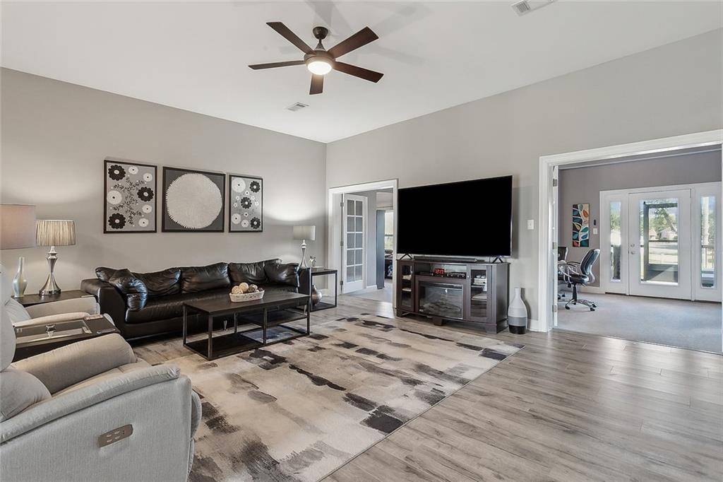 Slidell, LA 70460,204 LEGENDRE DR