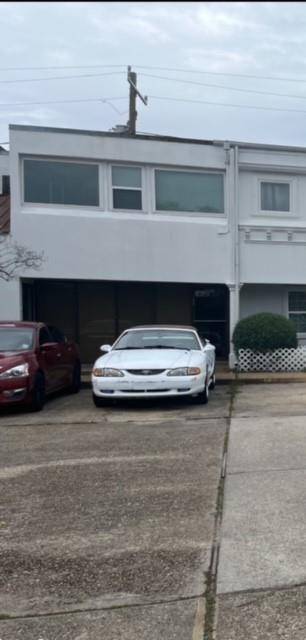 Gretna, LA 70056,1013 WHITNEY AVE #A