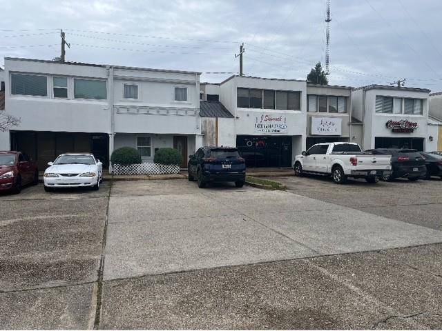 Gretna, LA 70056,1013 WHITNEY AVE #A