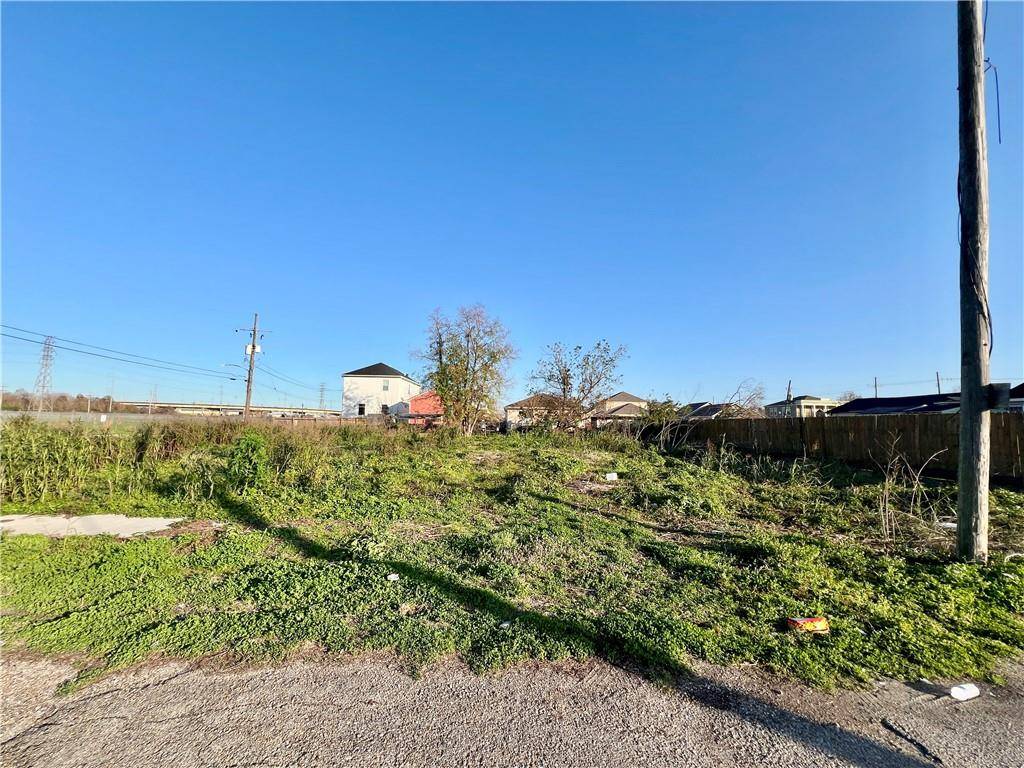 New Orleans, LA 70117,2535 GALLIER ST