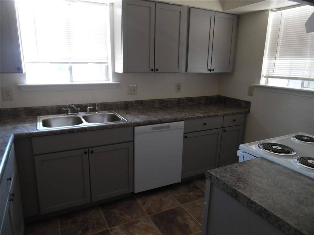 St Rose, LA 70087,2 SUMMERTON DR #382
