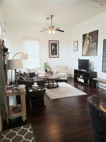 New Orleans, LA 70117,2827 ST CLAUDE AVE