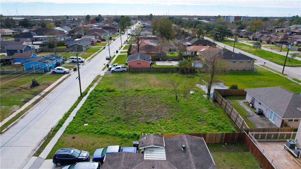 New Orleans, LA 70127,4700 LONGFELLOW DR